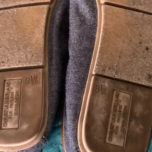 Christian Siriano Flats - Picture 9 of 12